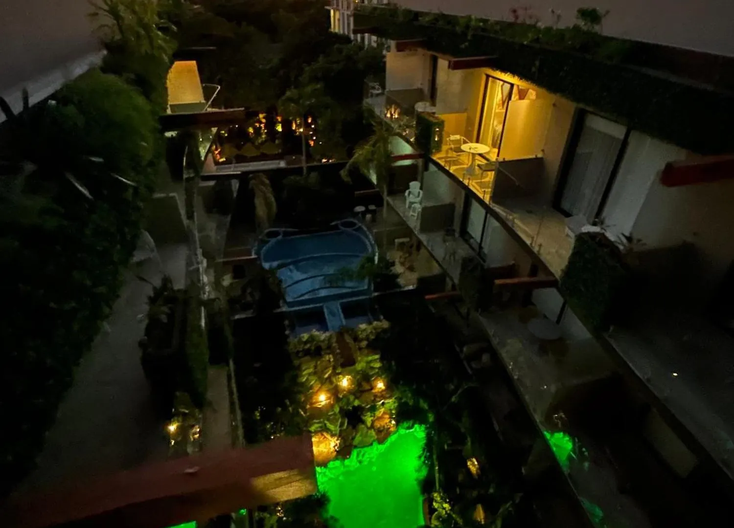 Menesse Tulum Bed & Breakfast