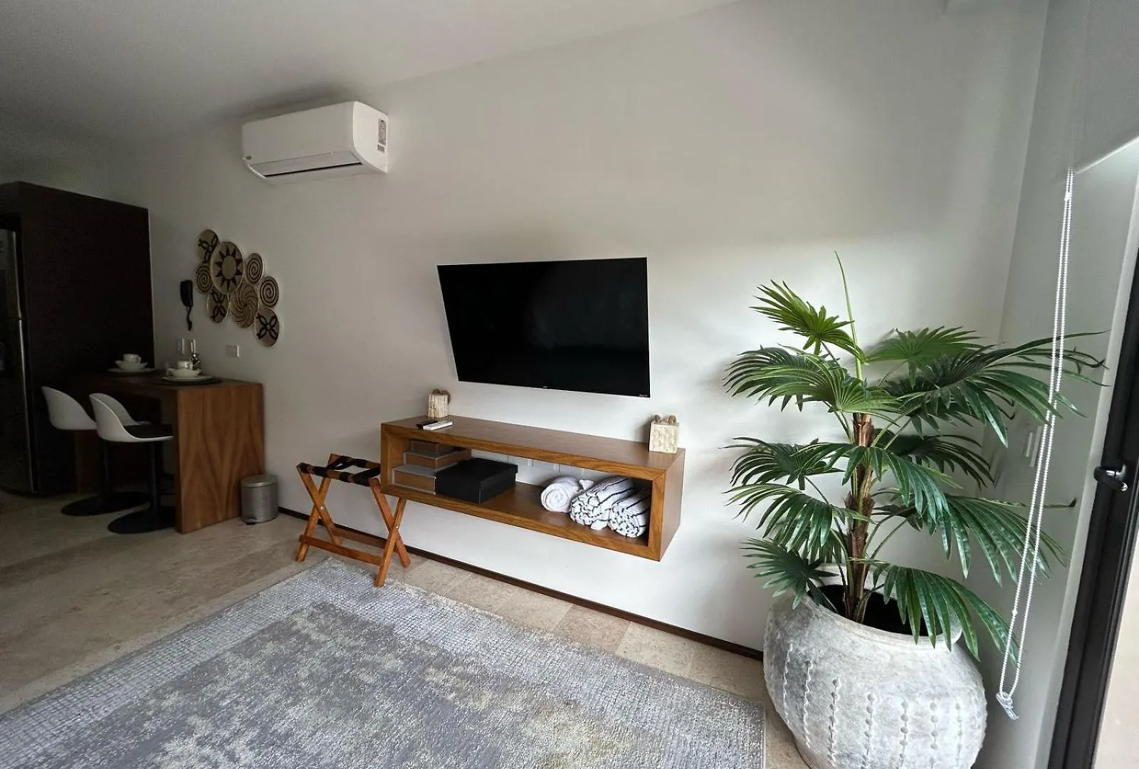Menesse Tulum Bed & Breakfast
