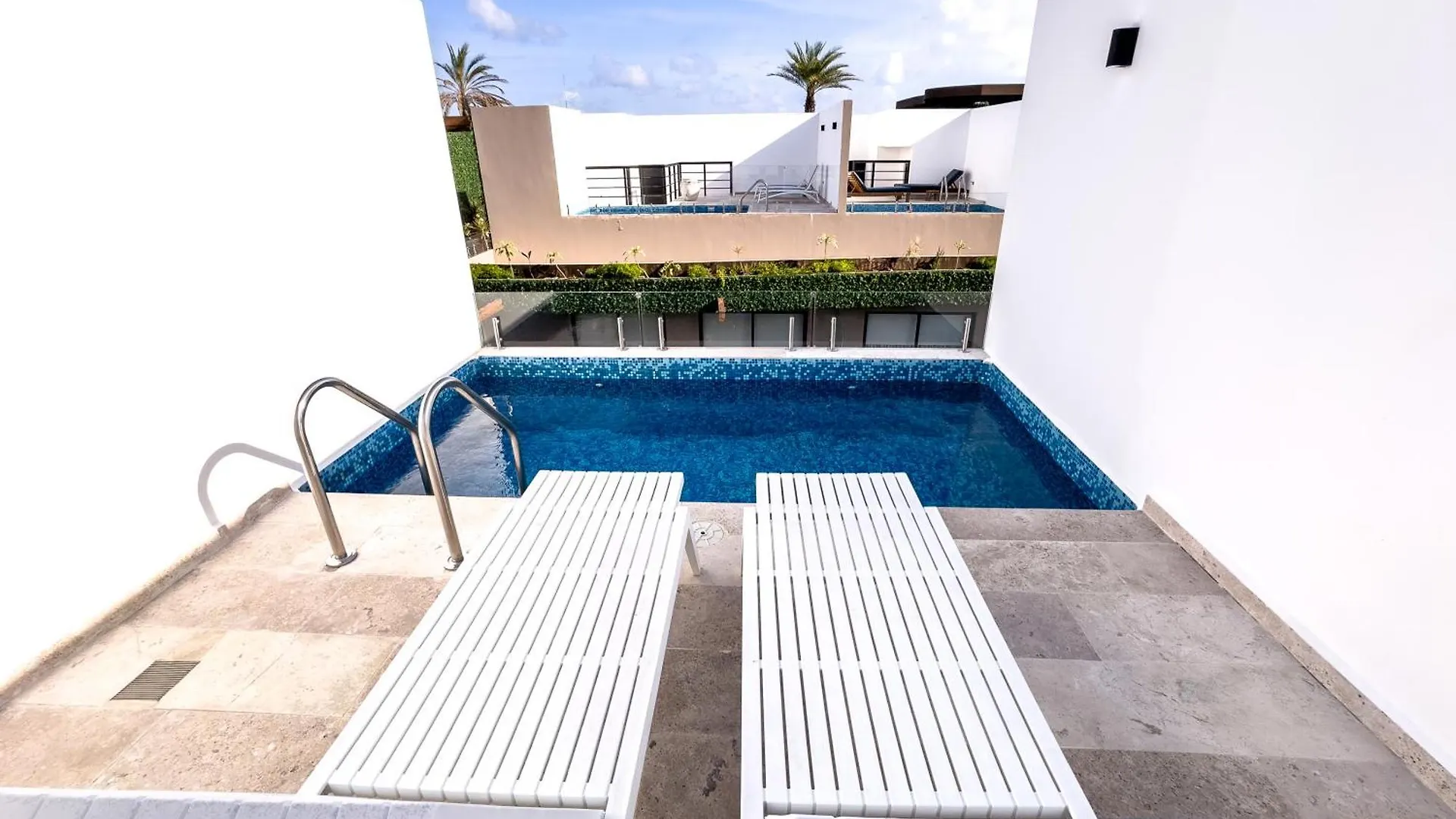Menesse Tulum Bed & Breakfast